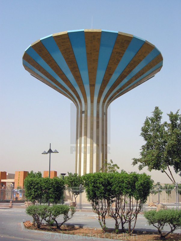 Types of water towers